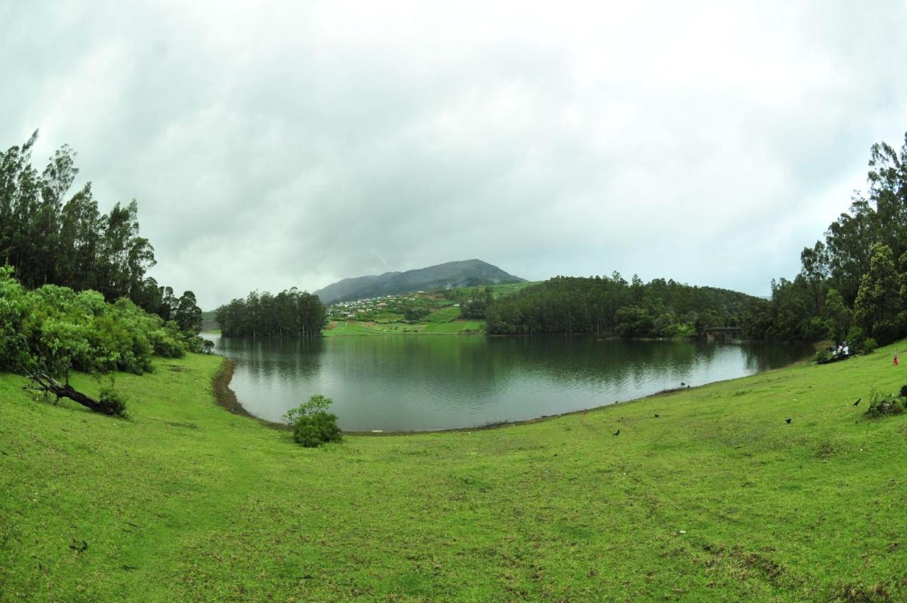 Hotel Savoy - IHCL SeleQtions à Ooty Extérieur photo